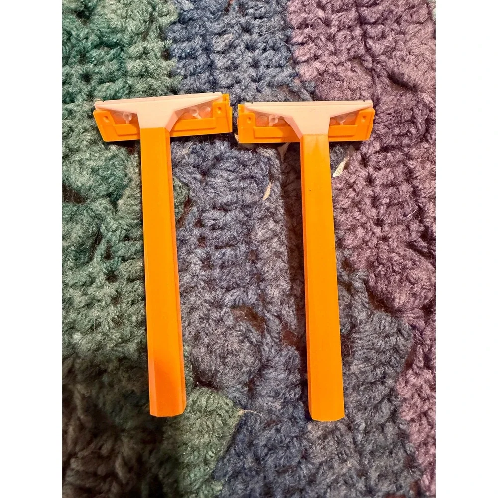 Vintage 1980s Bic Disposable Razors Orange Plastic Single Blade NOS Shave 2 Pack